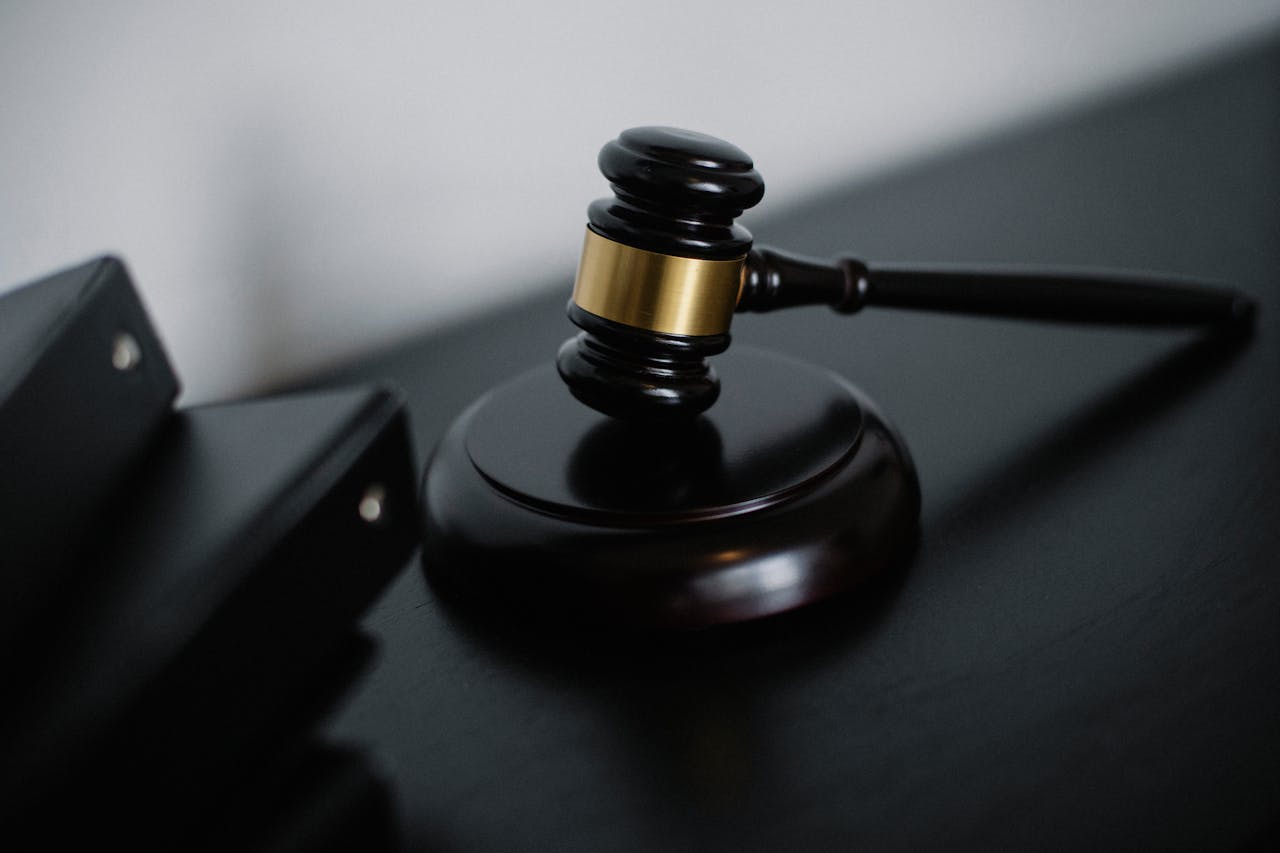 Best Online Lawyer Consultation
